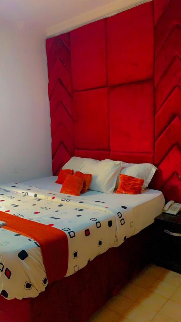Blue Moon Hotels Victoria Island لاغوس المظهر الخارجي الصورة